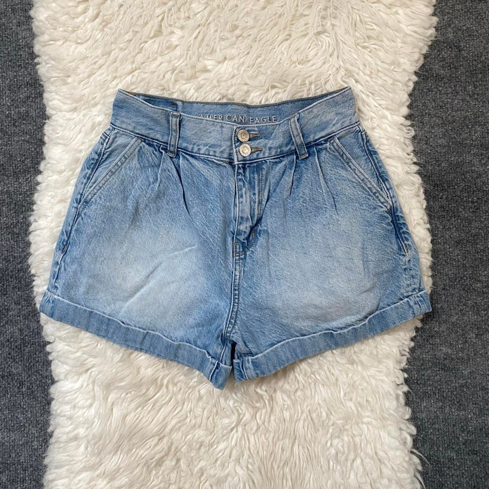 AMERICAN EAGLE BLUE MOM SHORT DOUBLE BUTTON DENIM JEAN SHORTS BOHO CHIC SUMMER
